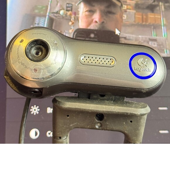 Logitech Webcam Rightlight Rightsound V-UAR33 Tested - Picture 6 of 7